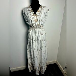 Lapagee Long White And Gold Dress